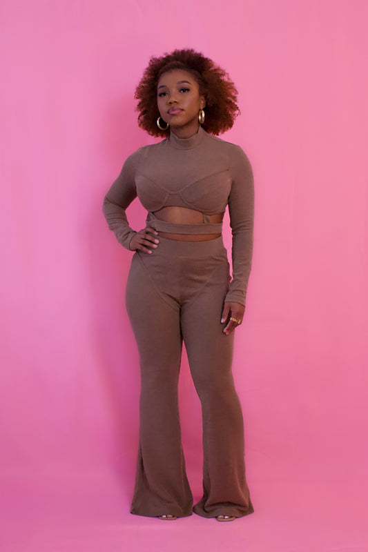 “Capsulated Corpus” 2-Piece Set (Brown Sugar)